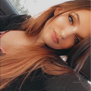 Meet your Posher, Jaclyn